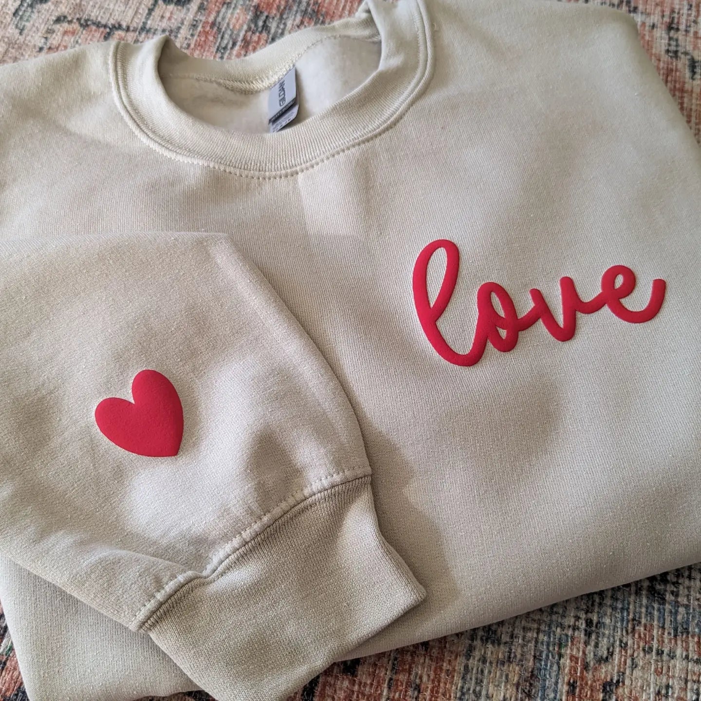 Love Sweater Puff Print