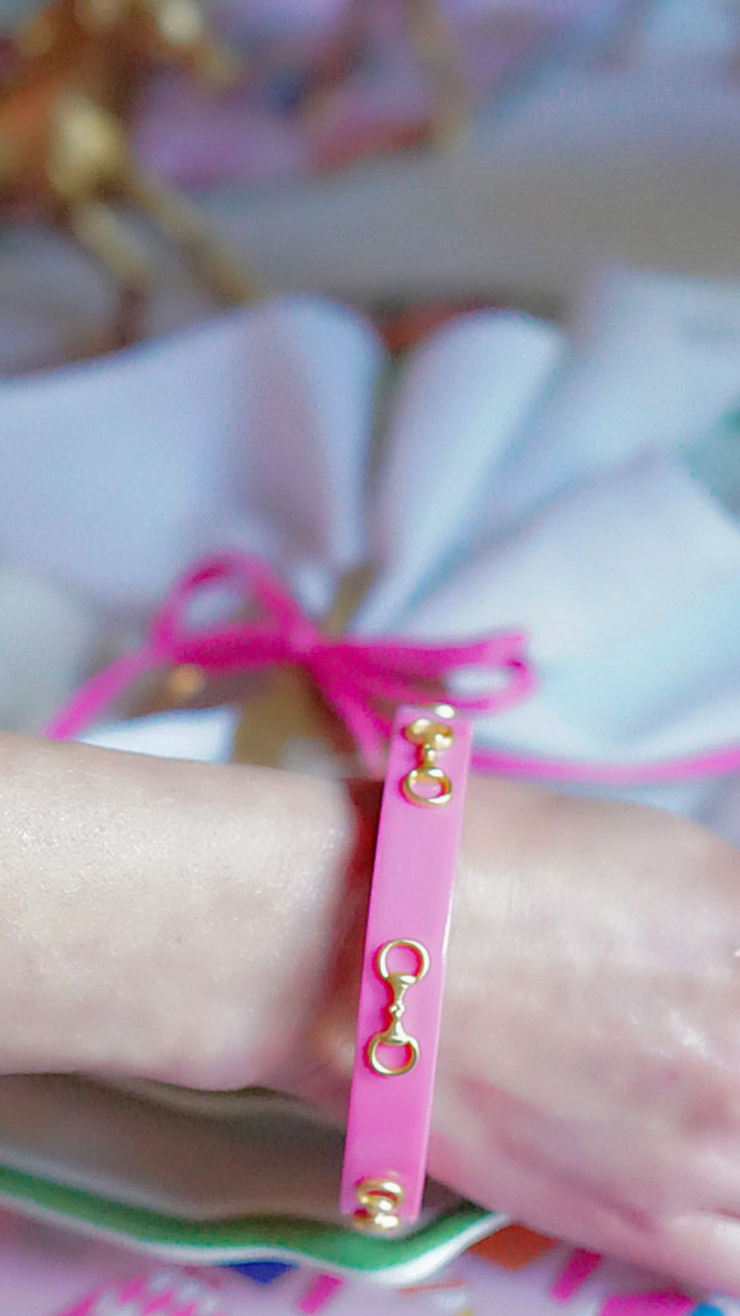 Sutton Horsebit Resin Bangle