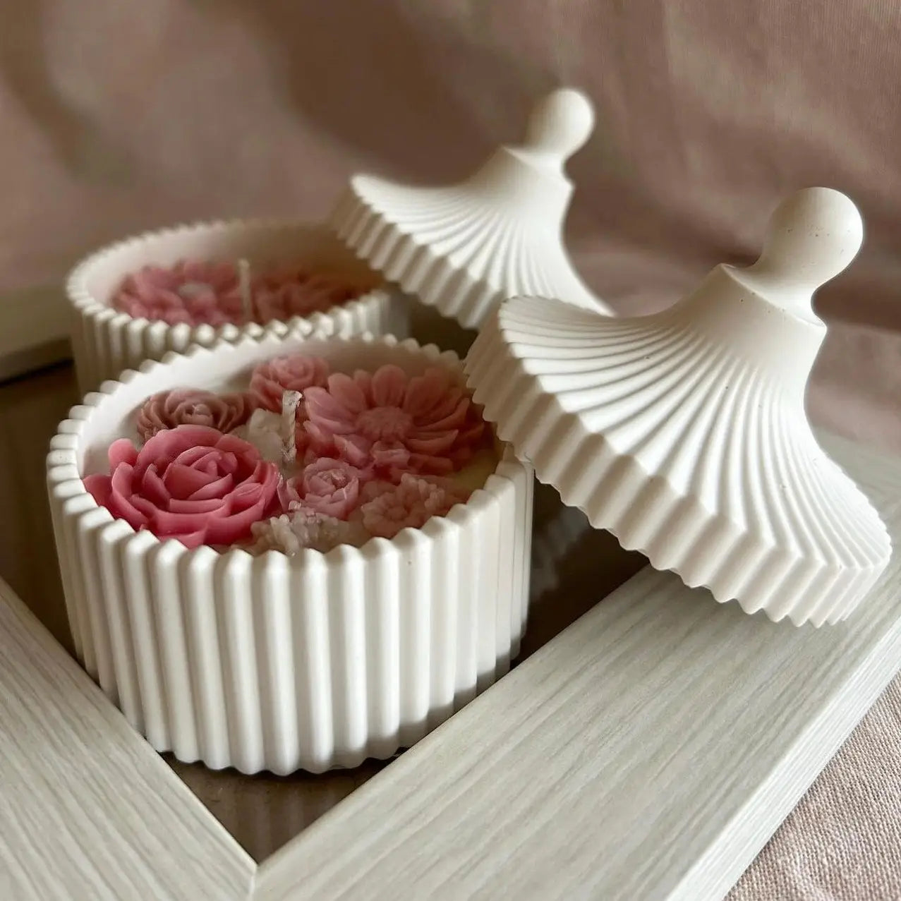 Candle Gift Set- Aesthetic and Customizable Cement Jars