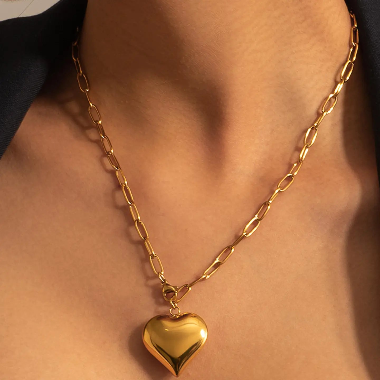 Paris 18K Gold Non-Tarnish Large Heart Chain Necklace