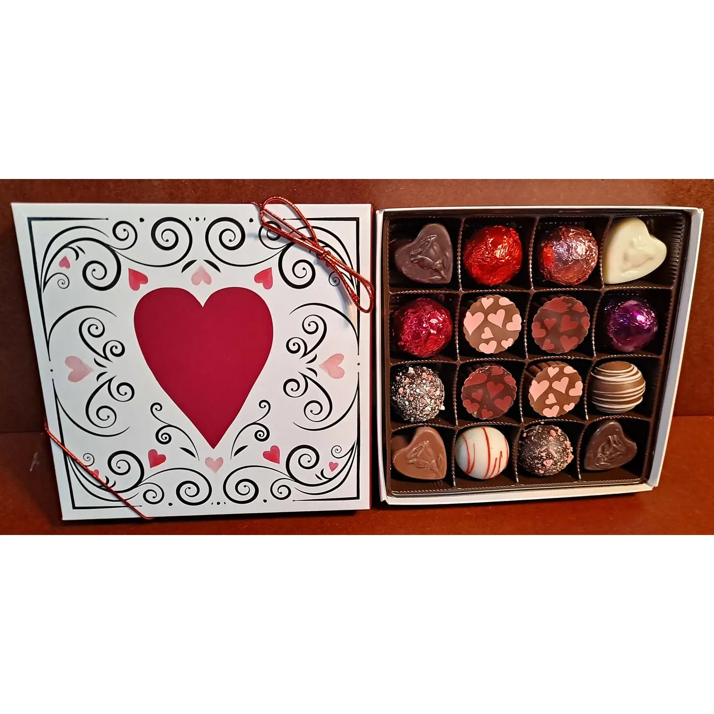 Happy Valentine's Day Truffle Gift Box (9 or 16 Pieces)