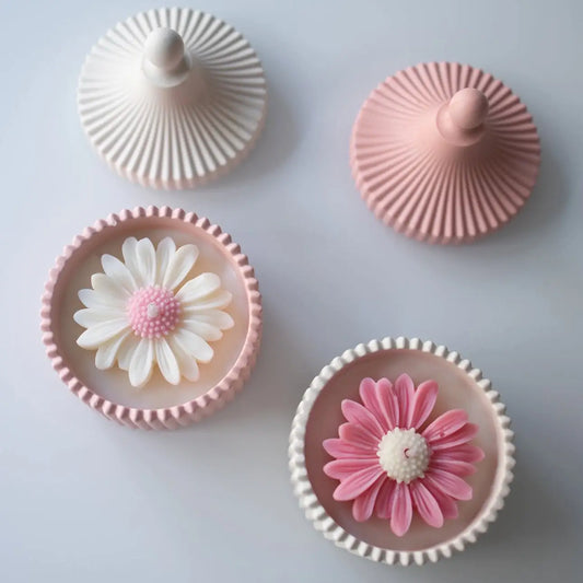 Spring Daisy Candles