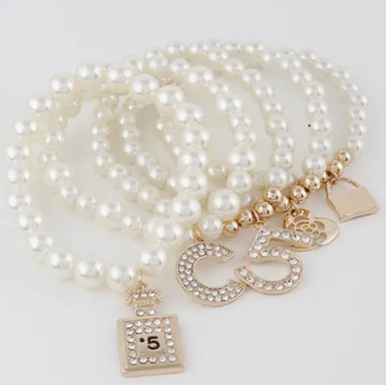 Multiple Charm Beads Stretchable Bracelet