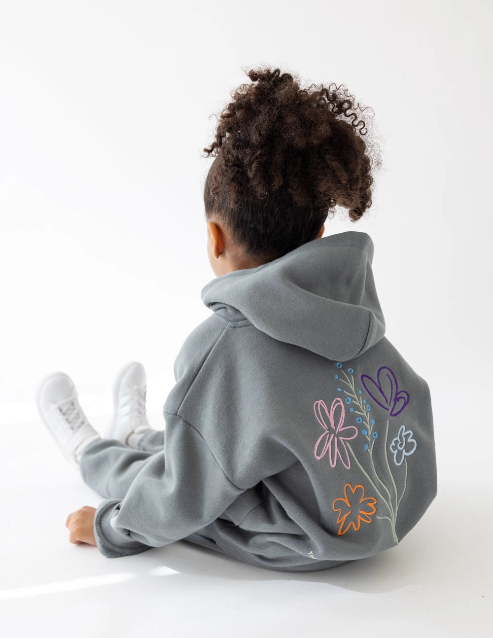 God's Still Working Kids Hoodie Day Heart-Print Two-Piece Pajama Set